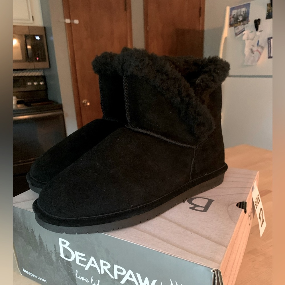 BearPaw boots - Black - Women’s size 12 - Brand new, never worn